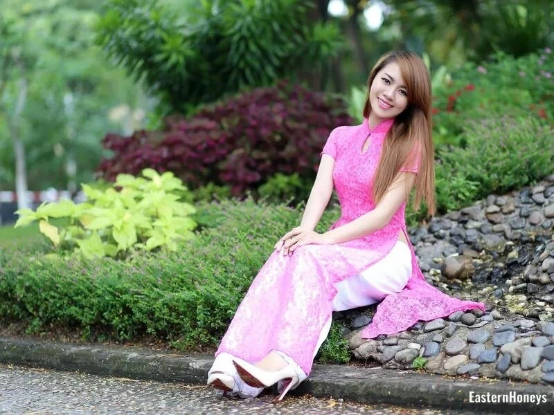 Tram Profile image 1