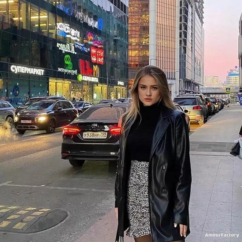 Alena Profile image 4