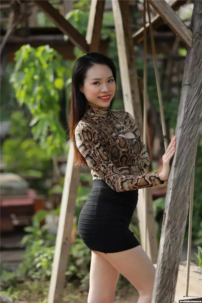 Doris Profile image 3