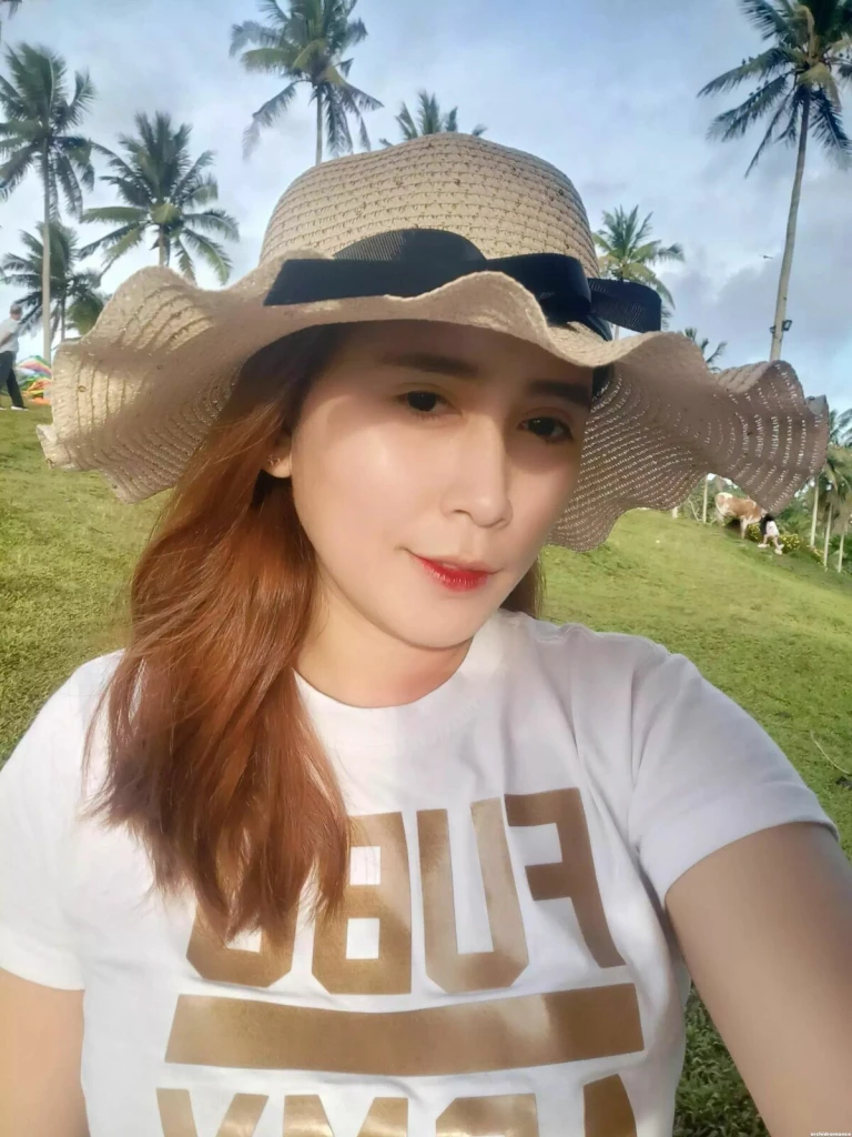 Theresa Marie Profile image 4