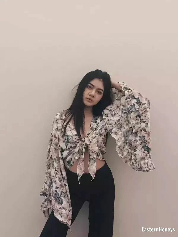 Tanaporn Profile image 2