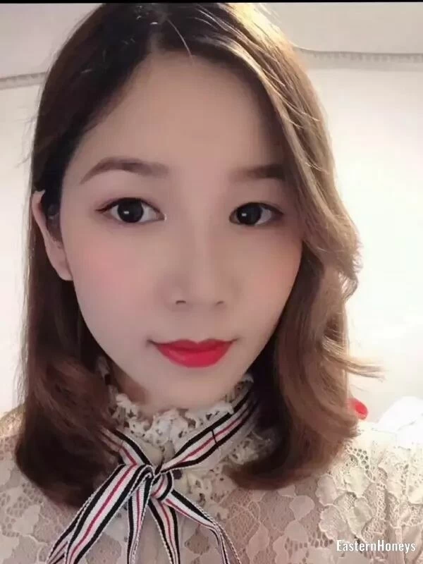 Yirong Profile image 1