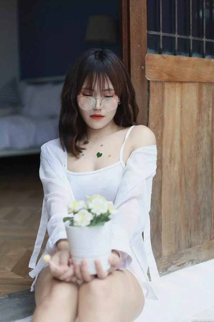 Kanok Profile image 2