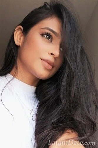 Diana Marcela Profile image 1