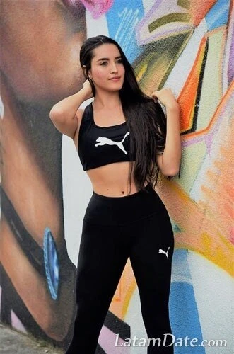 Carmen Profile image 1