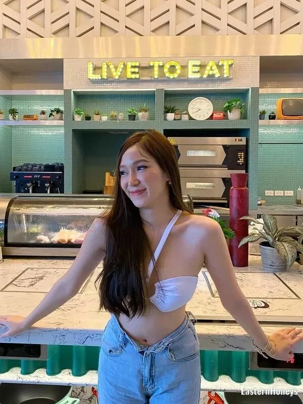 Ariya Profile image 1