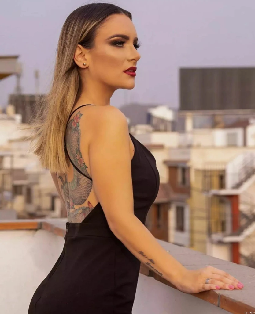 Leticia Profile image 3