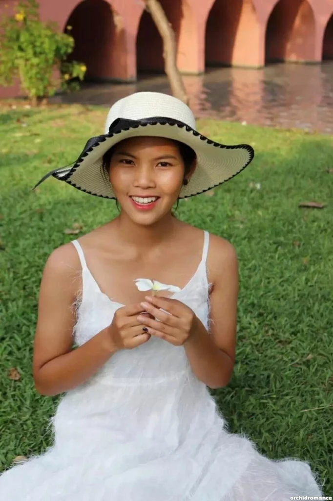 Sunny Profile image 1