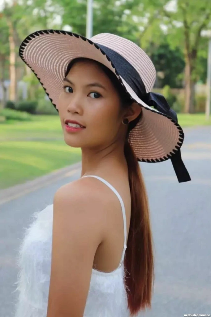 Sunny Profile image 4