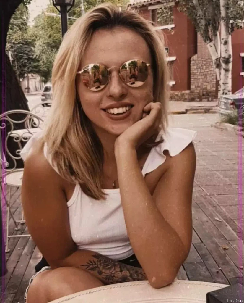 Rocio Profile image 3