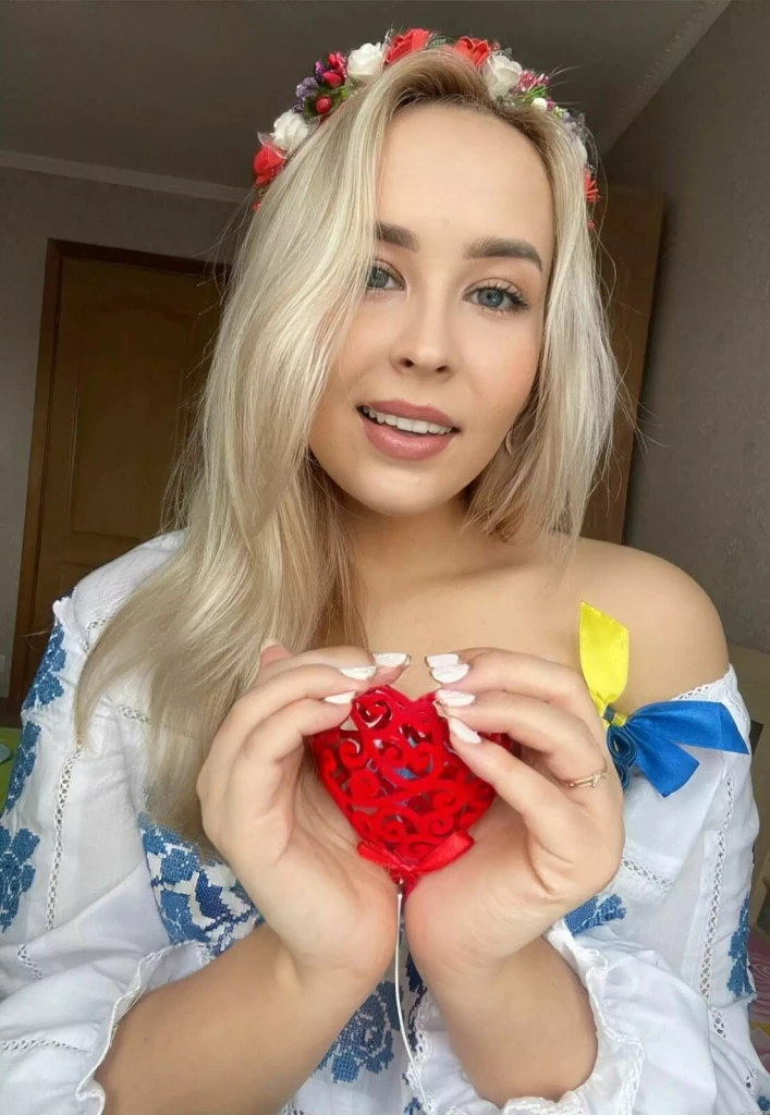 Olha Profile image 1