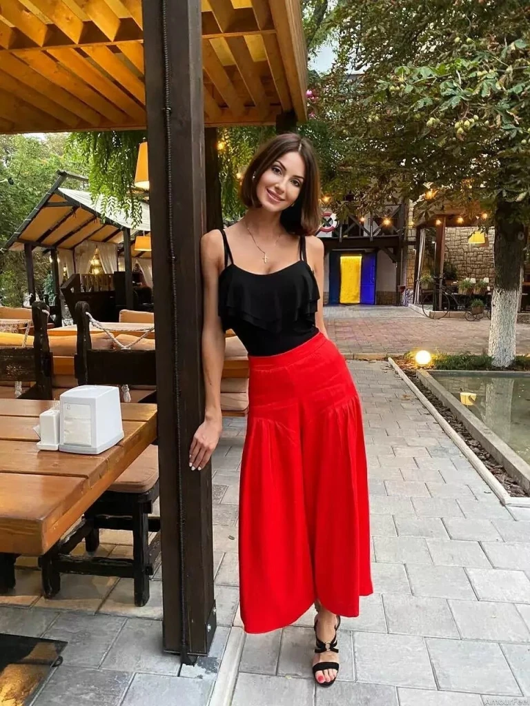 Ilona Profile image 2