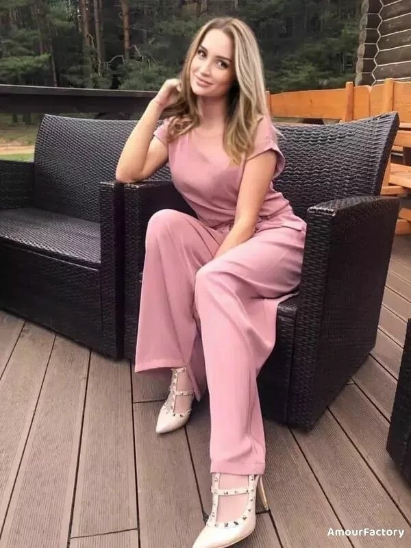 Ekaterina Profile image 4