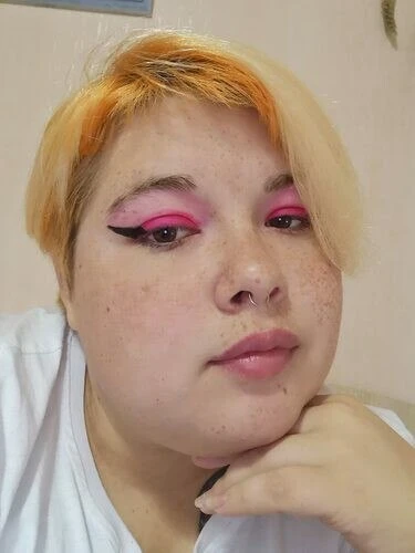 Hotcream Profile image 2