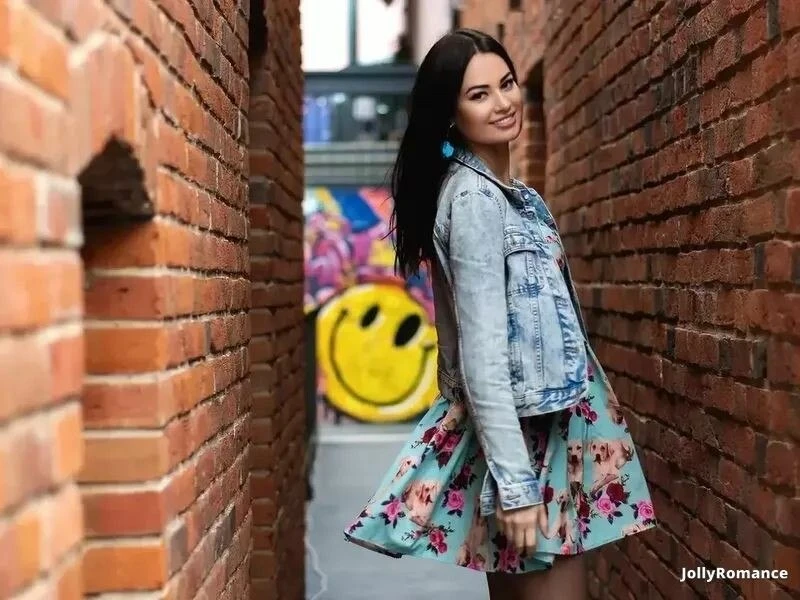 Kamila Profile image 4