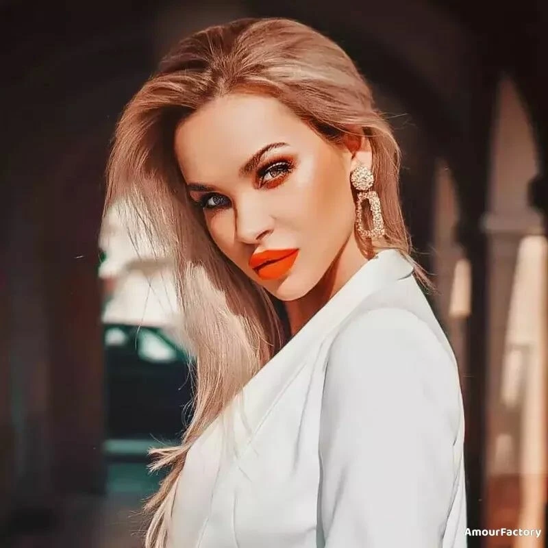 Tatiana Profile image 2