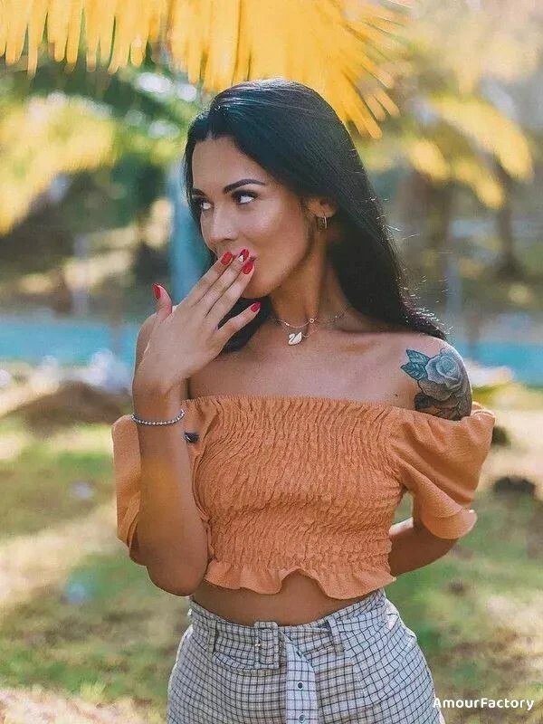 Anna Profile image 3