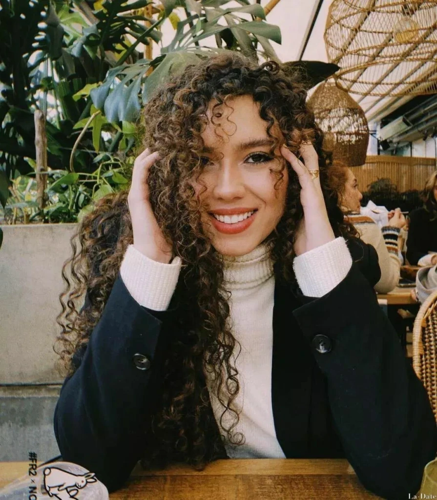 Vanessa Profile image 3