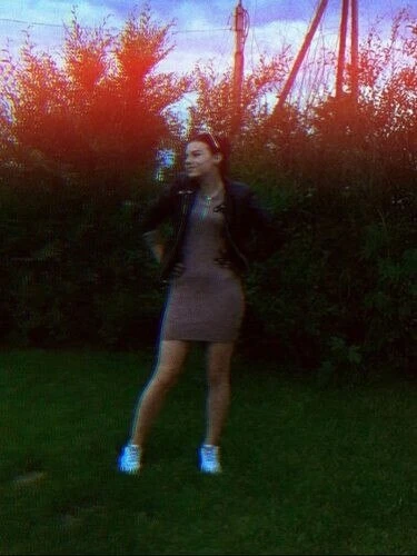 di_love Profile image 3